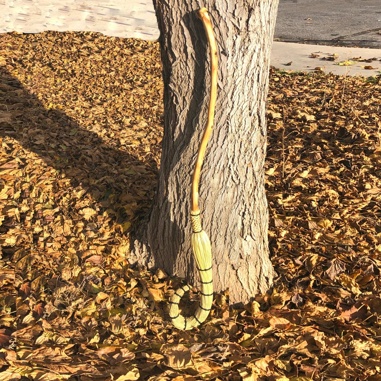 "Whimsy Broom (Tight)" - (Style)