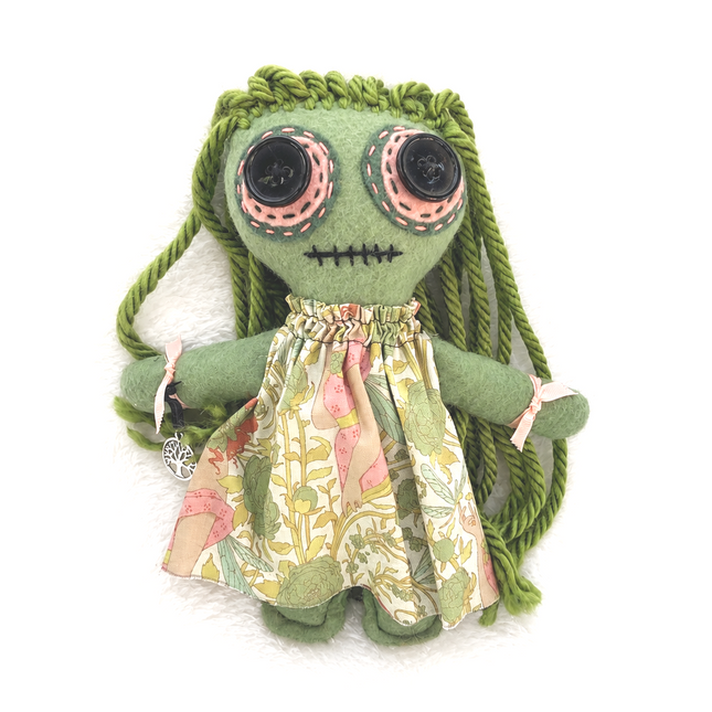 Wealth & Prosperity Ritual Poppet – Handmade Hoodoo Doll Baby for Long-Term Wealth & Success