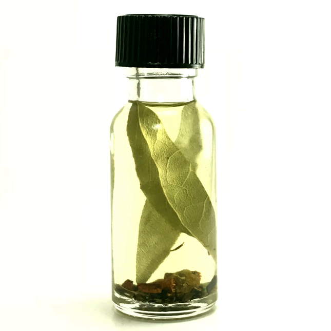 .5 ounce bottle of Twichery Crown of Success Hoodoo ritual oil with traditional herbs used for success, achievement, and recognition.
